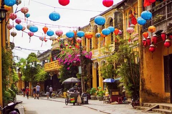 Hotspot Matrix: Biến 5 gian hàng quốc tế trên sàn thành cơ hội marketing đột phá